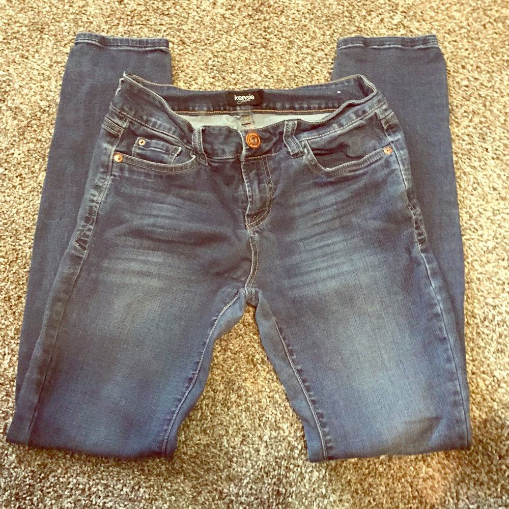 Kensie size 2 skinny jeans